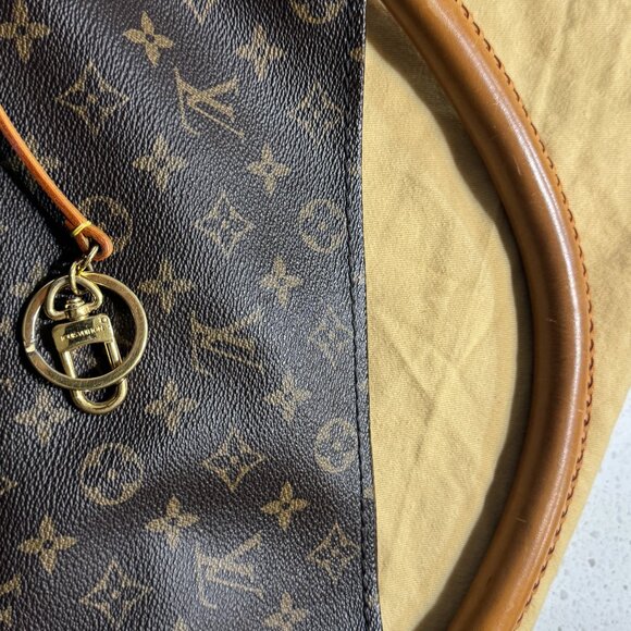 ARTSY MM Louis Vuitton Handbag - Picture 8 of 9